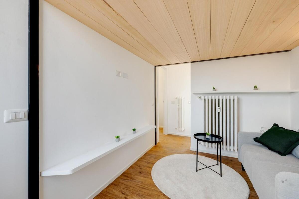 Homeby, Cozy Penthouse Apartment Milão Exterior foto